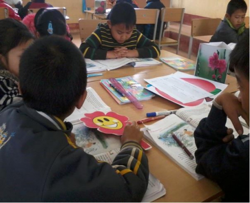 GDTH - Đoàn công tác Bộ Giáo dục và Đào tạo kiểm tra việc triển khai Mô hình trường học mới  Việt Nam (VNEN) tại Điện Biên.