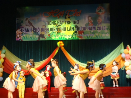 GDMN -  Phòng GD&ĐT thành phố Điện Biên Phủ - tưng bừng Hội thi "Tiếng hát trẻ thơ"