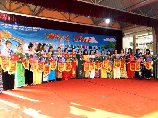 Phòng Giáo dục và Đào tạo huyện Điện Biên Đông  tổ chức thành công Hội thi Bé khỏe - Bé ngoan, năm học 2018-2019