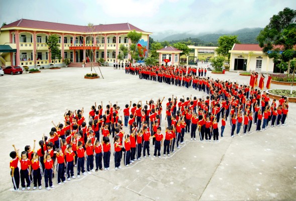 Trường tiểu học xã Thanh Chăn huyện Điện Biên điểm sáng trong công tác giáo dục cấp Tiểu học tỉnh Điện Biên.